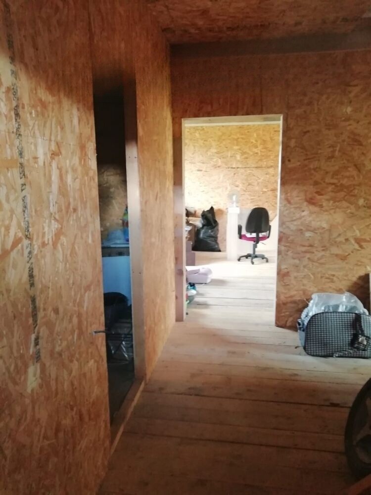 Продам дом, 3 комнаты, 170 м², этажей: 2, участок: 12,5 сотки в собственности