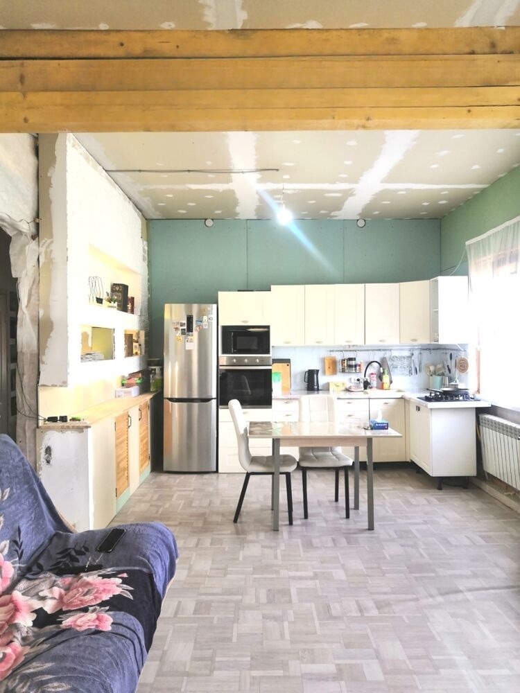 Продам дом, 3 комнаты, 89 м², этажей: 2, участок: 10 соток в собственности