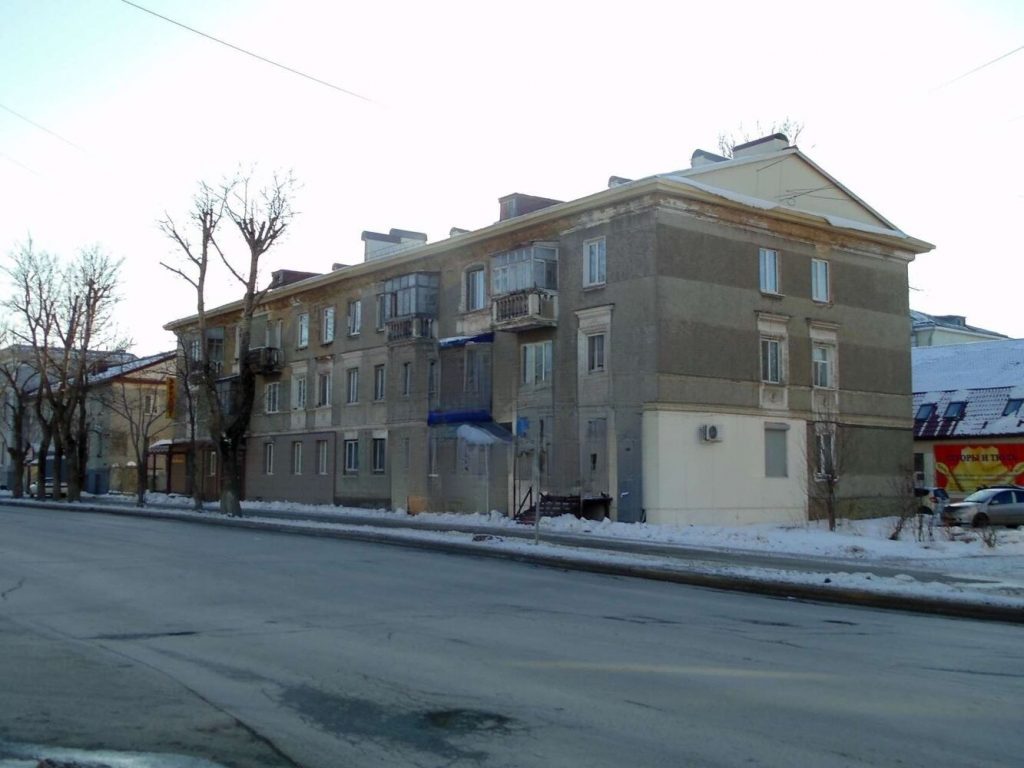 Сдам квартиру, 3 комнаты, сталинка, 67 м², этаж: 3/3