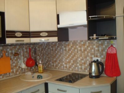 Сдам квартиру, 2 комнаты, брежневка, 46 м², этаж: 1/5