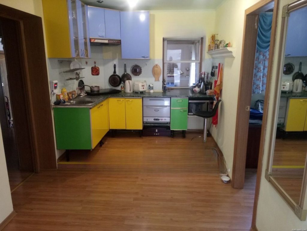 Продам дом, 5 комнат, 133 м², этажей: 2, участок: 6,6 сотки в собственности