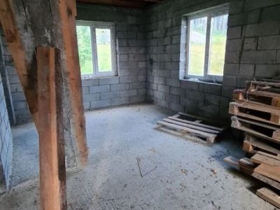 Продам дом, 4 комнаты, 142 м², этажей: 2, участок: 6 соток в собственности