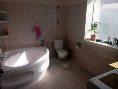 Продам дом, 5 комнат, 133 м², этажей: 2, участок: 6,6 сотки в собственности