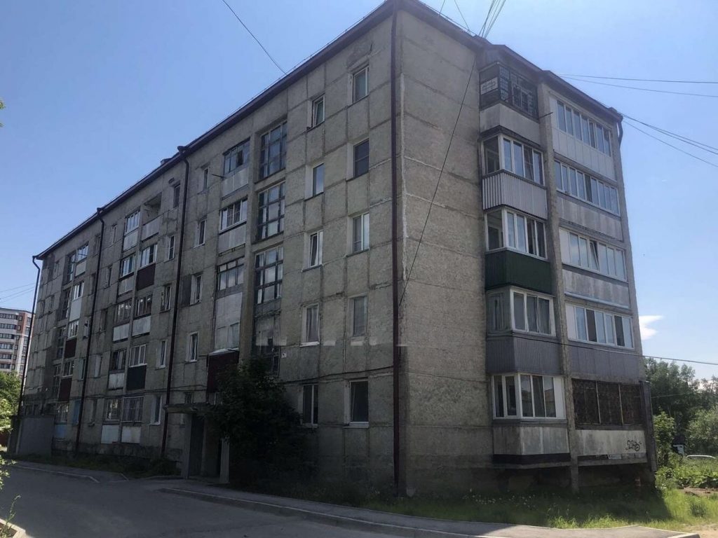 Сдам квартиру, 1 комната, гостинка, 30 м², этаж: 1/5