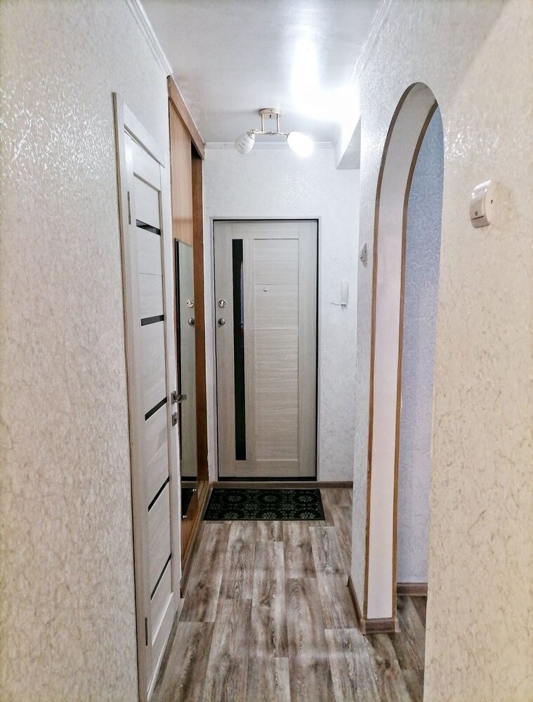 Сдам квартиру, 1 комната, брежневка, 30 м², этаж: 1/5