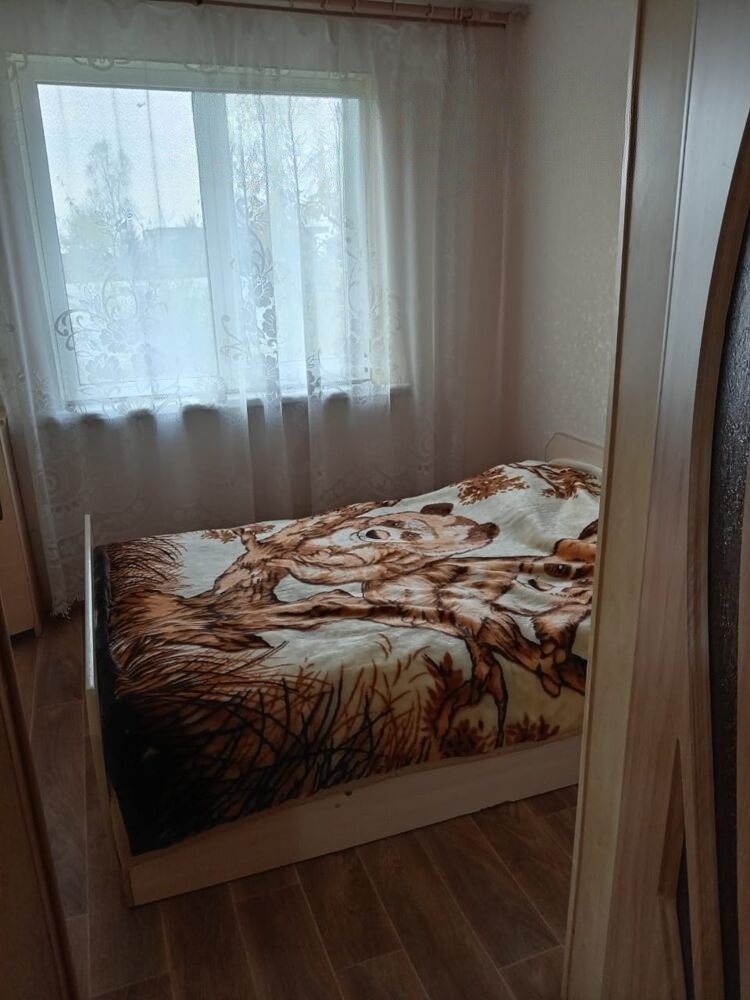 Продам дом, 2 комнаты, 81 м², этажей: 2, участок: 7,32 сотки в собственности