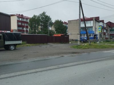 Продам участок: 4,36 сотки в собственности, коммерческая застройка
