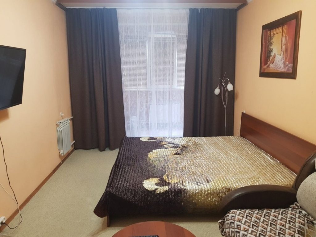 Сдам квартиру, 1 комната, 102 серия, 38 м², этаж: 1/5