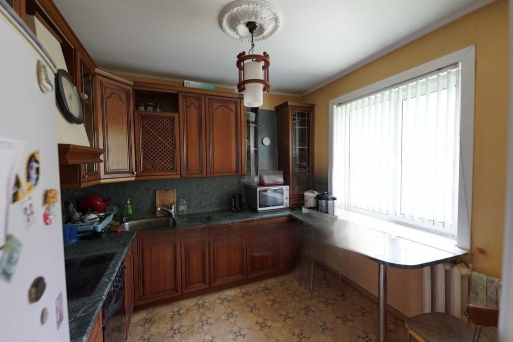 Сдам квартиру, 5 комнат, 97 серия, 108 м², этаж: 3/5