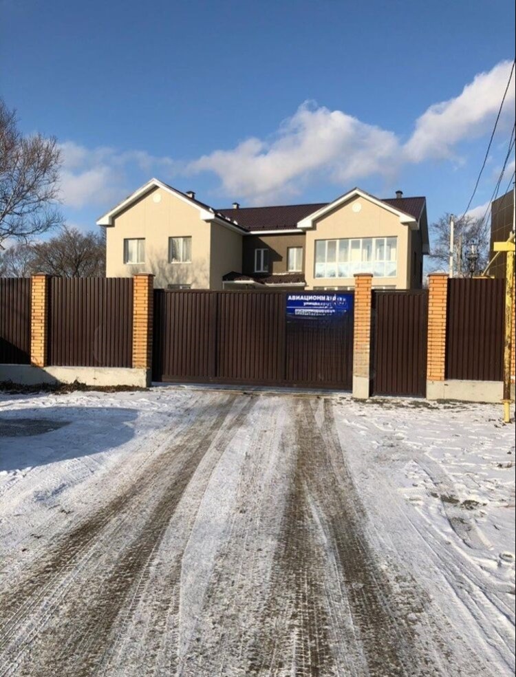 Сдам квартиру, 1 комната, индивидуальная, 42 м², этаж: 1/2