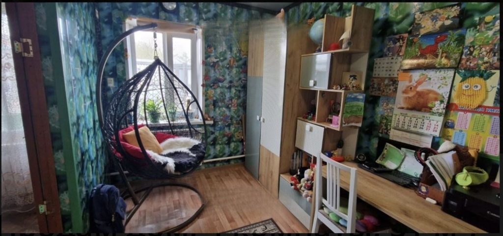 Продам дом, 4 комнаты, 130 м², этажей: 1, участок: 13,6 сотки в собственности
