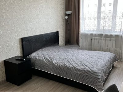 Сдам квартиру, 1 комната, брежневка, 30 м², этаж: 1/5
