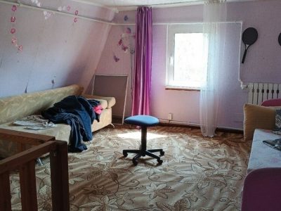 Продам дом, 5 комнат, 200 м², этажей: 2, участок: 7,25 сотки в собственности