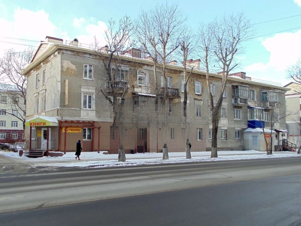 Сдам квартиру, 3 комнаты, сталинка, 67 м², этаж: 3/3