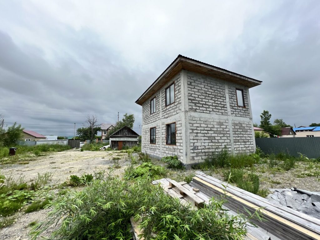 Продам дом, 5 комнат, 112 м², этажей: 2, участок: 12 соток в собственности
