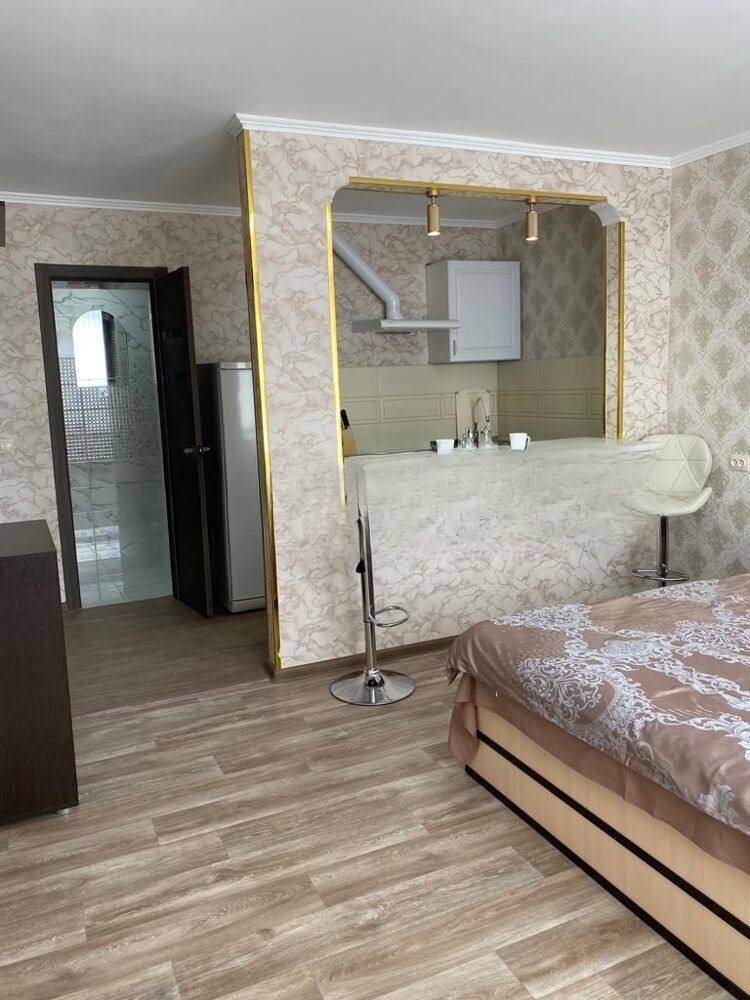 Сдам квартиру, 1 комната, 27 м², этаж: 1/1