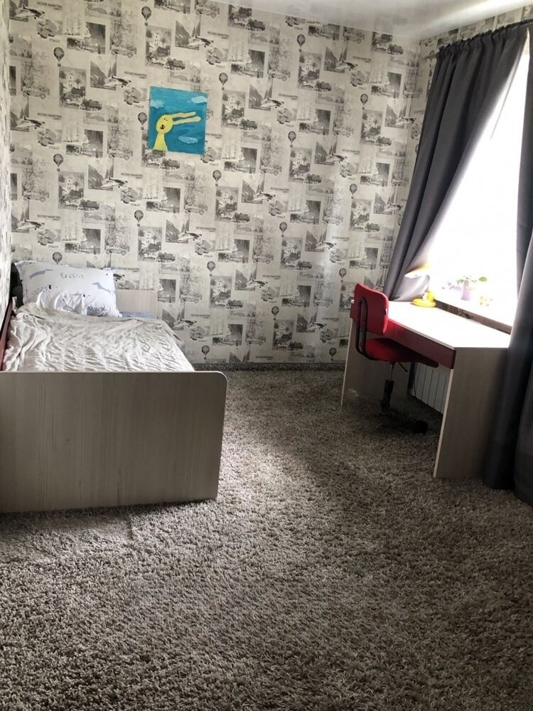 Продам дом, 5 комнат, 180 м², этажей: 2, участок: 7,3 сотки в собственности