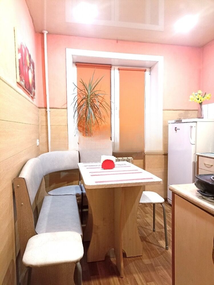 Сдам квартиру, 1 комната, хрущевка, 32 м², этаж: 1/5