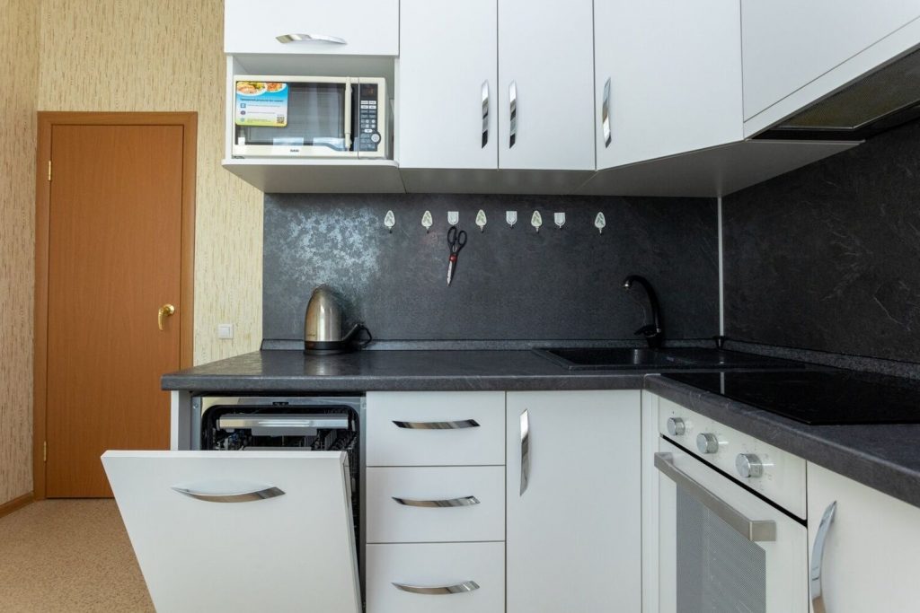 Сдам квартиру, 1 комната, 33 м², этаж: 8/16