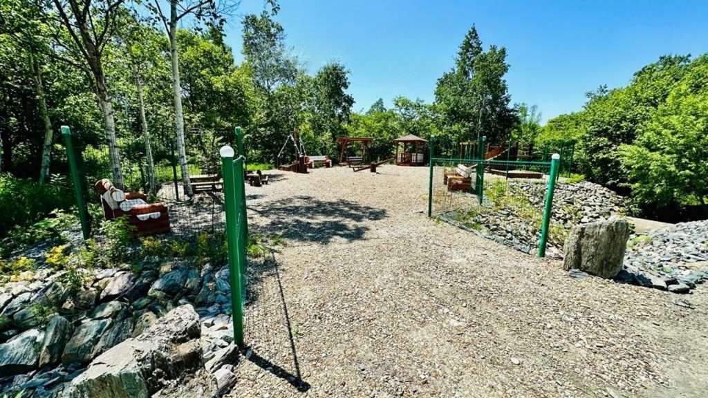 Продам участок: 12,81 сотки в собственности, дачное, подсобное хозяйство