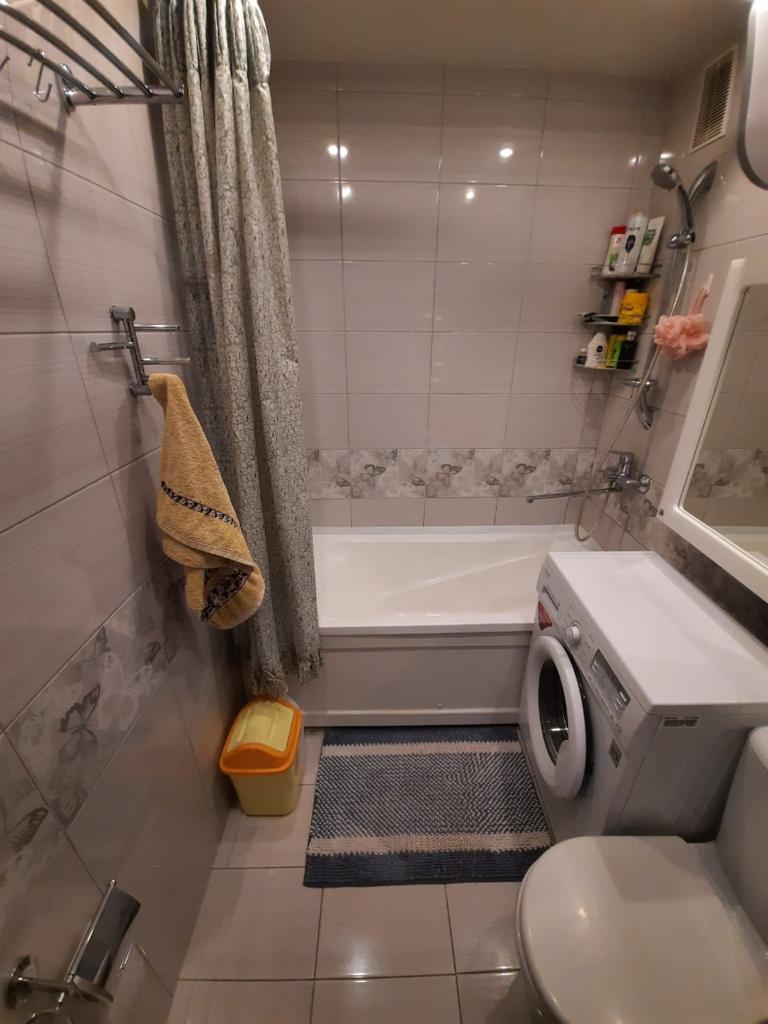 Продам квартиру, 2 комнаты, хрущевка, 44 м², этаж: 5/5