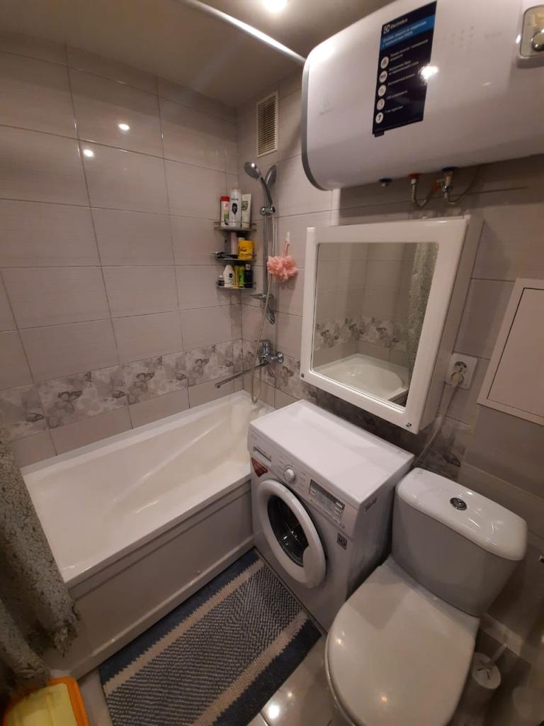 Продам квартиру, 2 комнаты, хрущевка, 44 м², этаж: 5/5