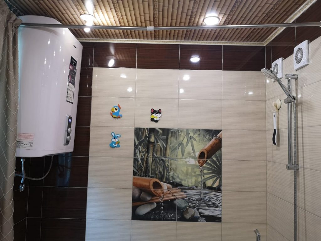 Продам квартиру, 3 комнаты, брежневка, 61 м², этаж: 1/5