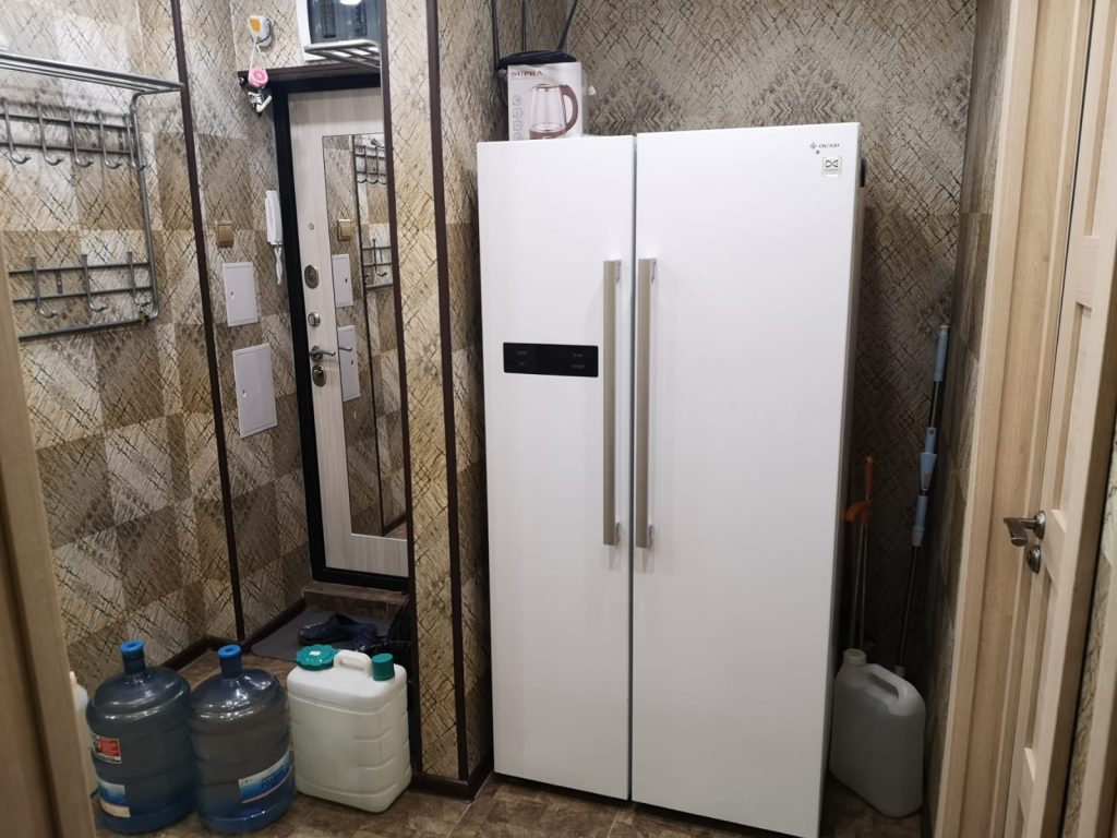 Продам квартиру, 3 комнаты, брежневка, 61 м², этаж: 1/5