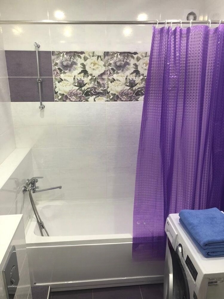 Сдам квартиру, 1 комната, индивидуальная, 42 м², этаж: 1/2