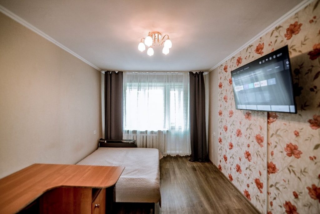 Сдам квартиру, 2 комнаты, брежневка, 44 м², этаж: 3/5