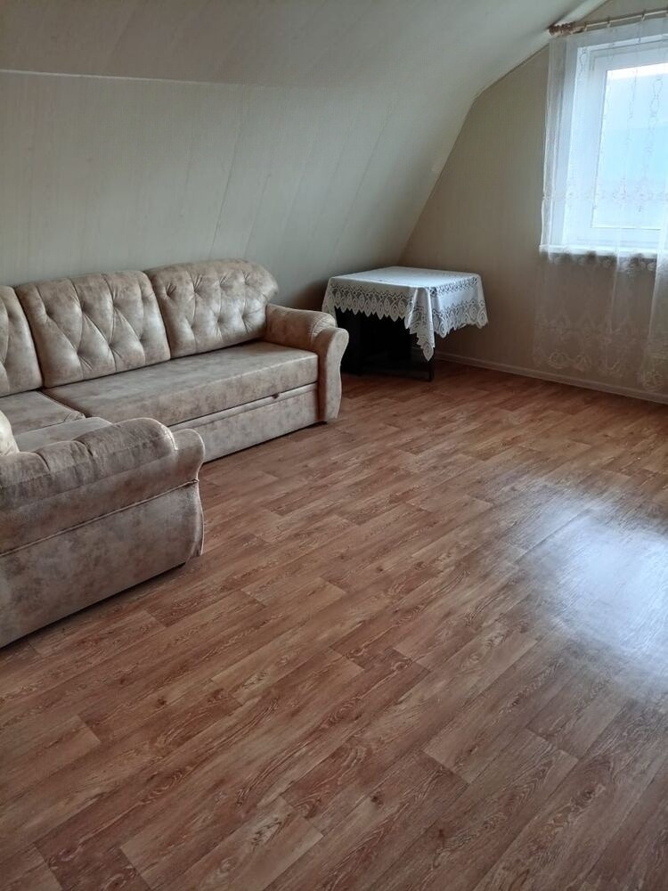 Продам дом, 2 комнаты, 81 м², этажей: 2, участок: 7,32 сотки в собственности