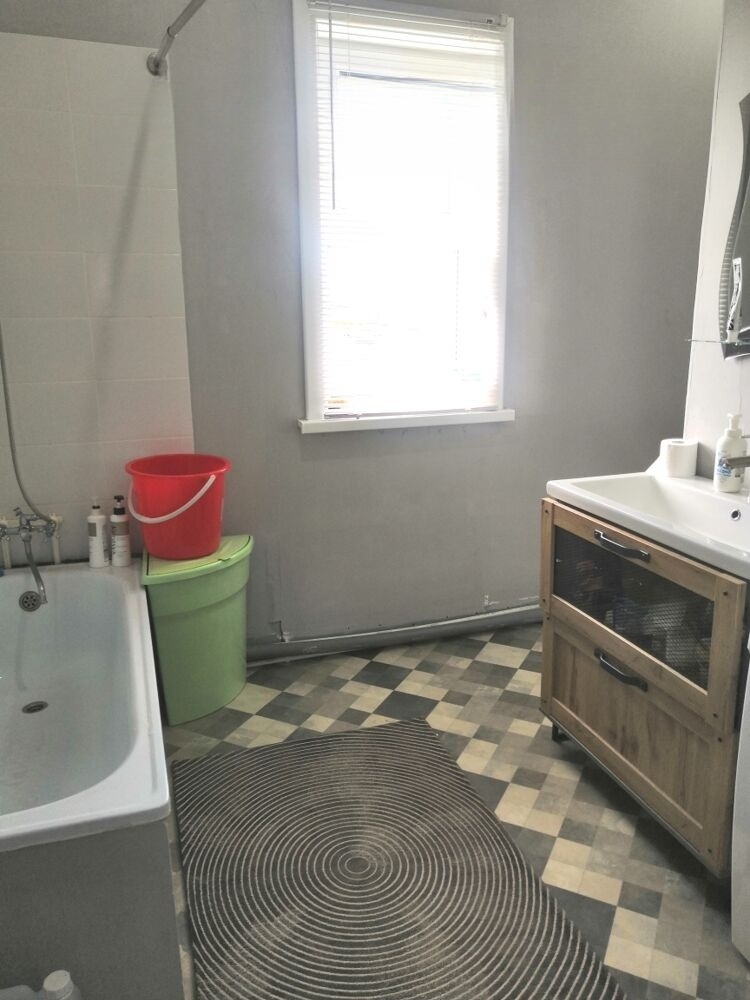 Продам дом, 3 комнаты, 89 м², этажей: 2, участок: 10 соток в собственности