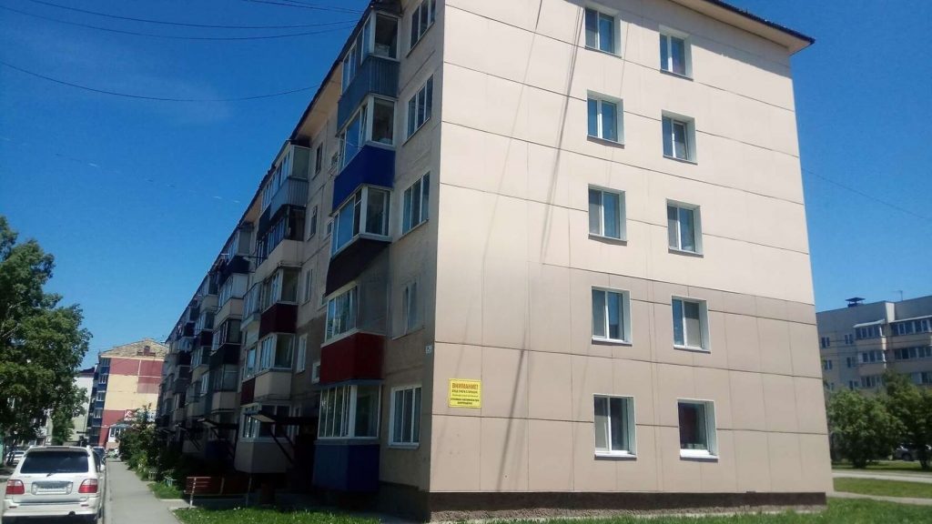 Сдам квартиру, 2 комнаты, брежневка, 46 м², этаж: 1/5