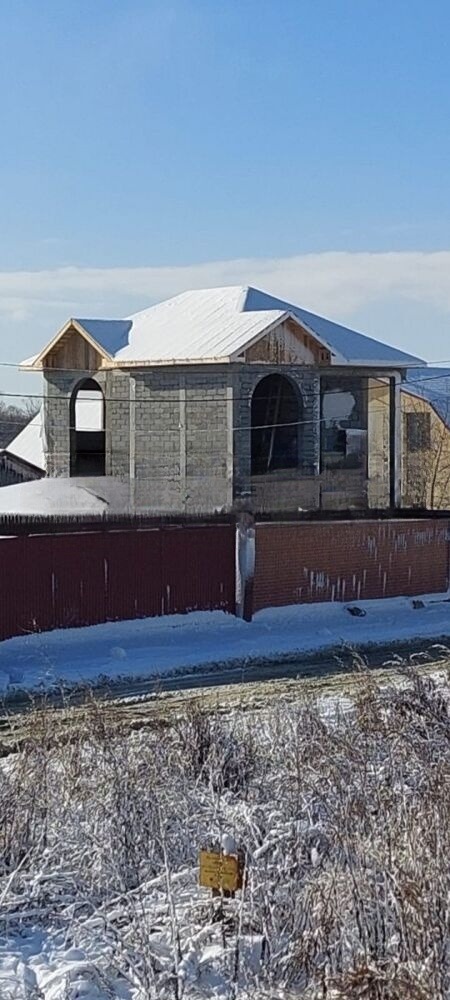 Продам дом, 6 комнат, 153 м², этажей: 2, участок: 7 соток в собственности