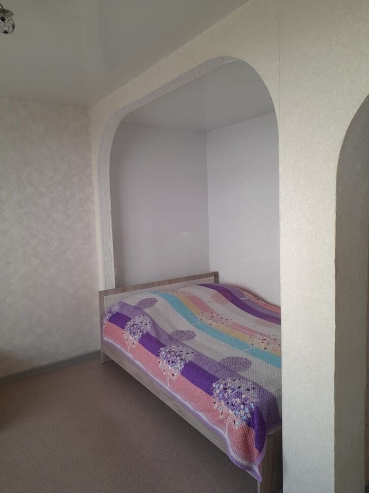 Сдам квартиру, 1 комната, 102 серия, 28 м², этаж: 1/5