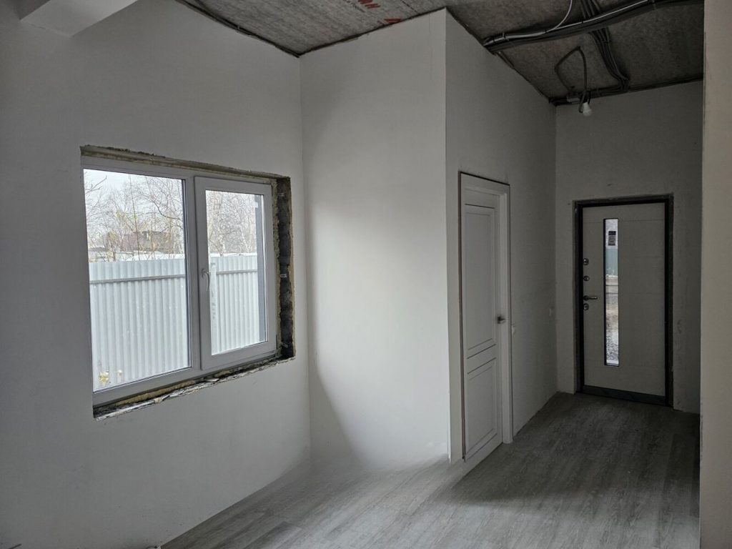 Продам дом, 4 комнаты, 100 м², этажей: 1, участок: 6,9 сотки в собственности