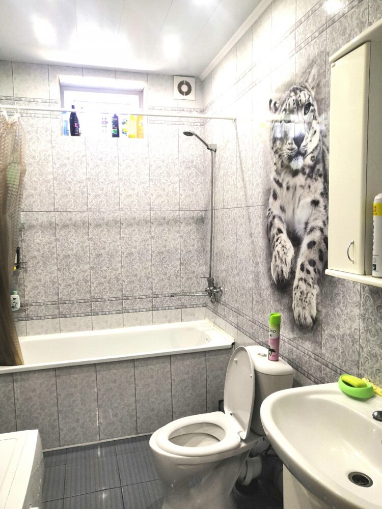 Продам дом, 3 комнаты, 120 м², этажей: 1, участок: 6,3 сотки в собственности