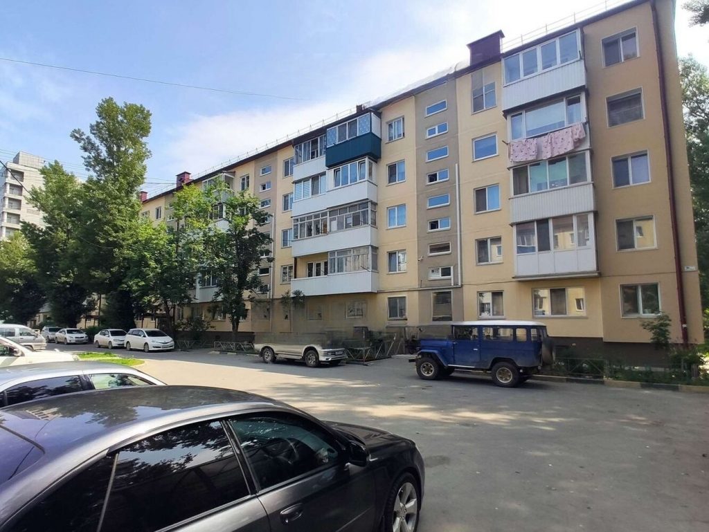 Сдам квартиру, 1 комната, брежневка, 30 м², этаж: 1/5