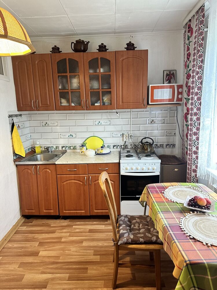 Продам дом, 3 комнаты, 79 м², этажей: 2, участок: 12,89 сотки в собственности