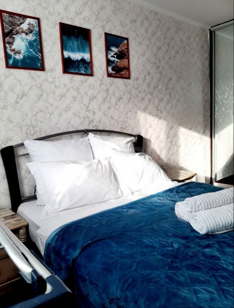 Сдам квартиру, 2 комнаты, брежневка, 44 м², этаж: 1/5
