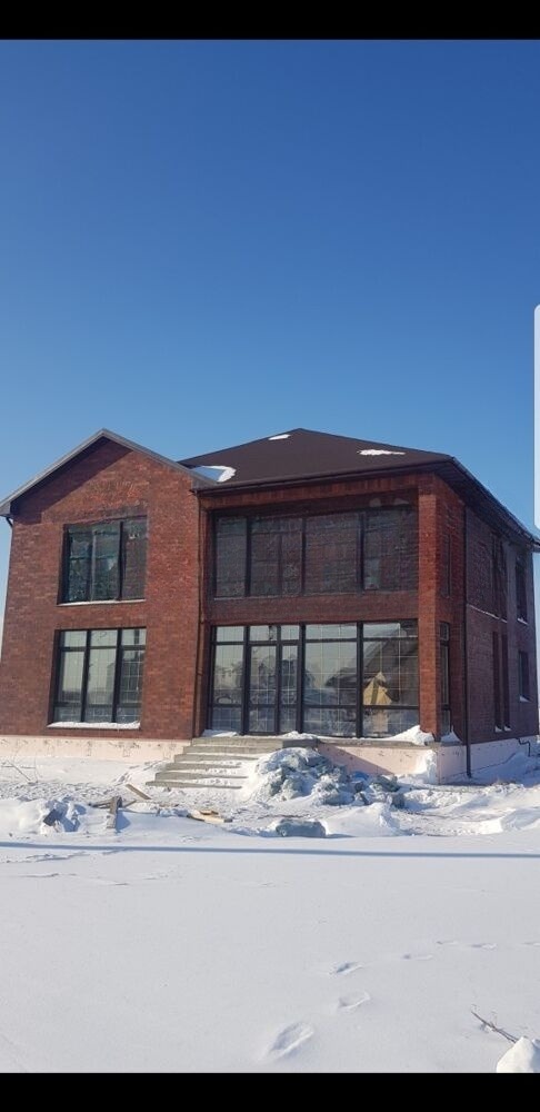 Продам дом, 6 комнат, 153 м², этажей: 2, участок: 7 соток в собственности