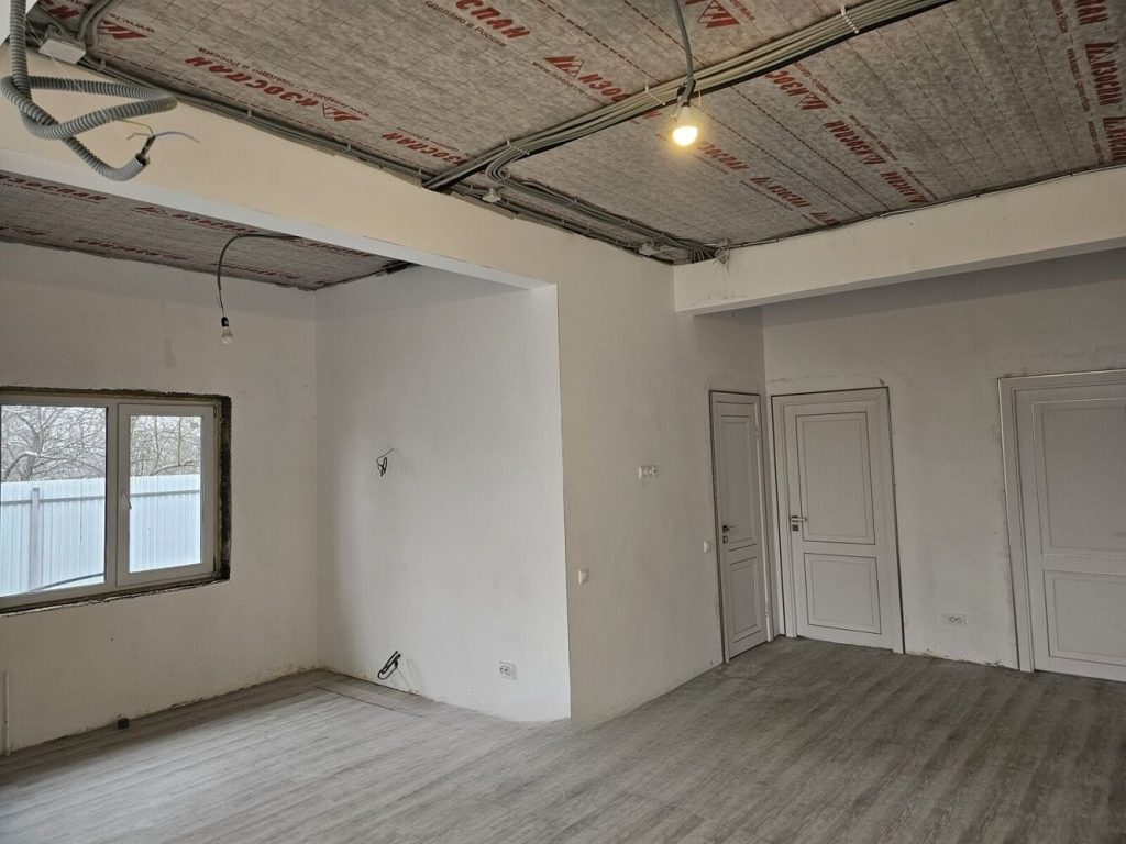 Продам дом, 4 комнаты, 100 м², этажей: 1, участок: 6,9 сотки в собственности