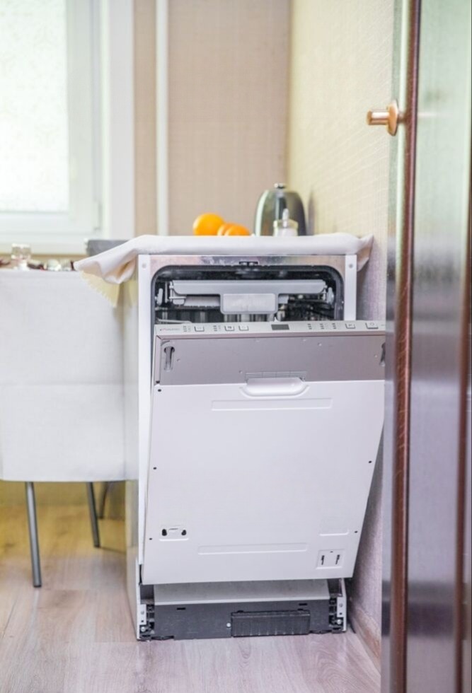 Сдам квартиру, 2 комнаты, брежневка, 44 м², этаж: 1/5