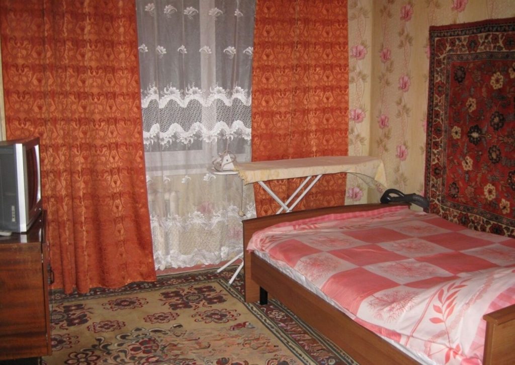Сдам квартиру, 2 комнаты, 138 серия, 50 м², этаж: 2/5