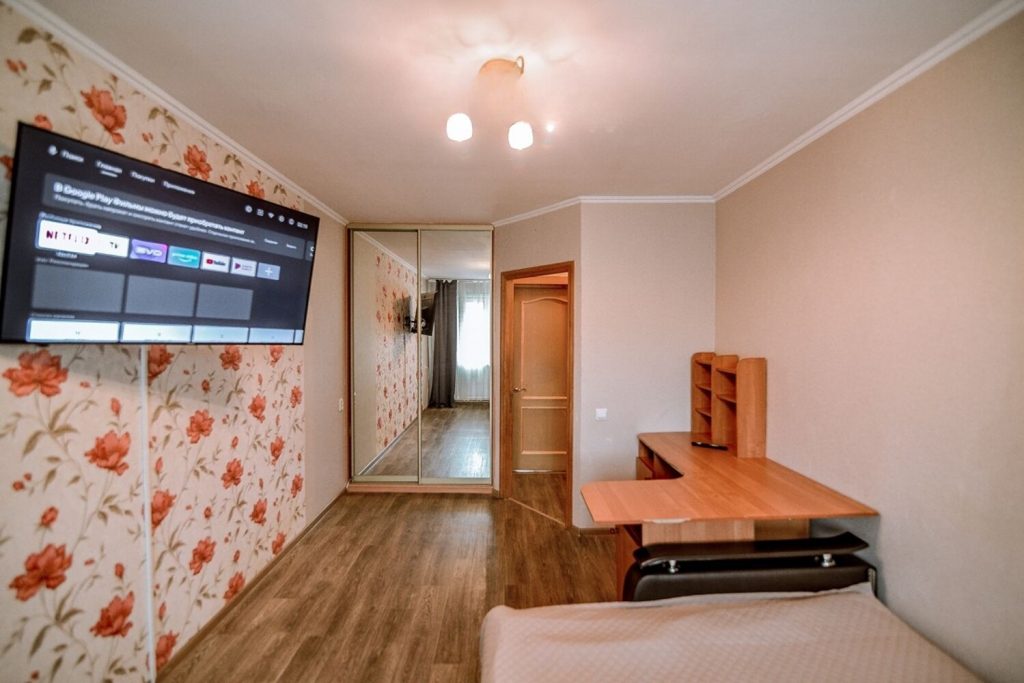Сдам квартиру, 2 комнаты, брежневка, 44 м², этаж: 3/5