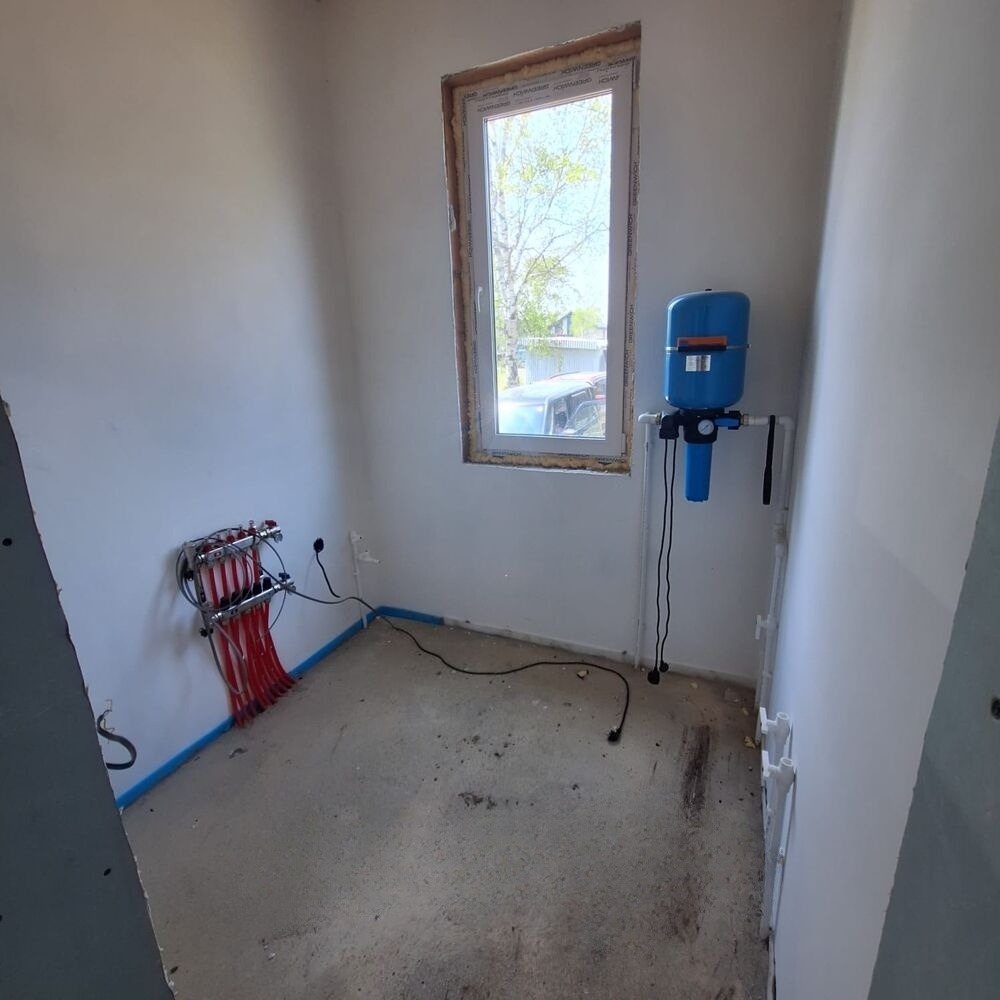 Продам дом, 3 комнаты, 80 м², этажей: 1, участок: 6 соток в собственности