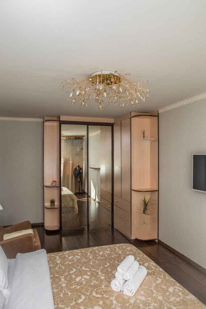 Сдам квартиру, 2 комнаты, брежневка, 44 м², этаж: 1/5