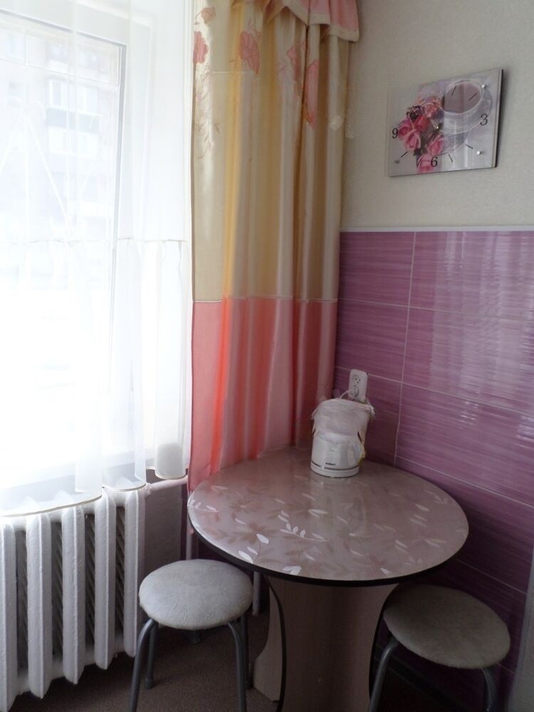 Сдам квартиру, 1 комната, 102 серия, 28 м², этаж: 1/5