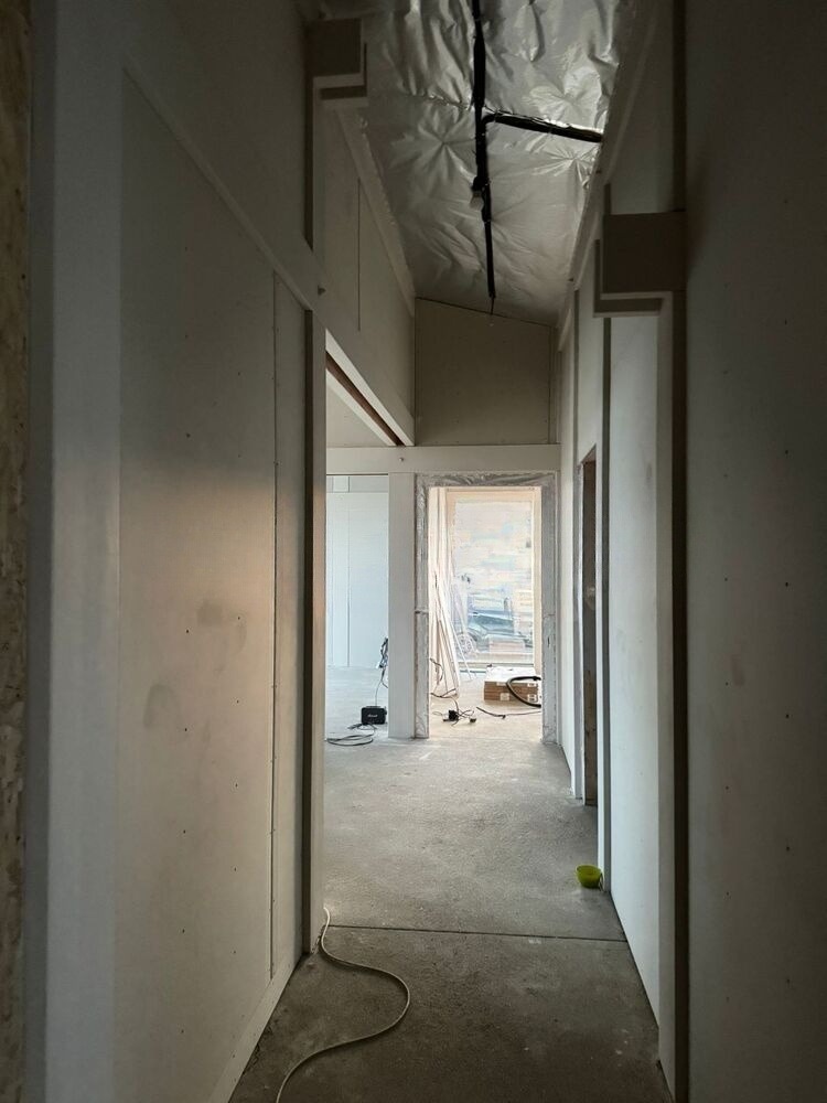 Продам дом, 2 комнаты, 65 м², этажей: 2, участок: 6,95 сотки в собственности