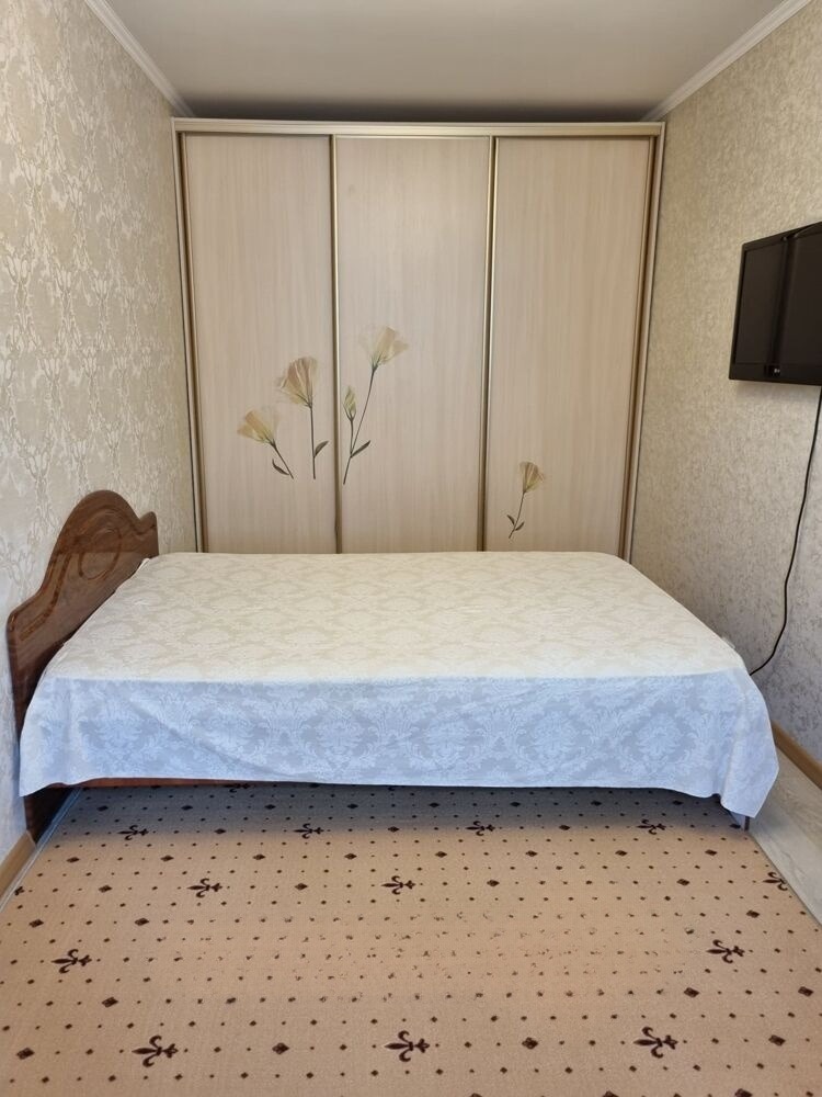 Сдам квартиру, 2 комнаты, хрущевка, 44 м², этаж: 4/4